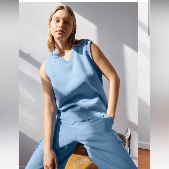 TNA ARITZIA cozy fleece sweater vest - Picture 1 of 8